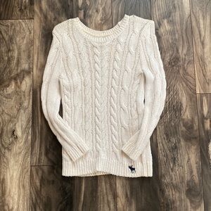 Abercrombie & Fitch sweater